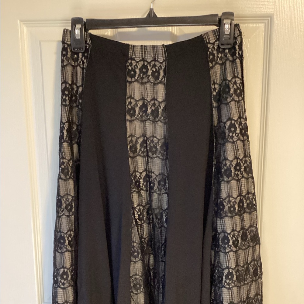 Black lace midi skirt-size medium
